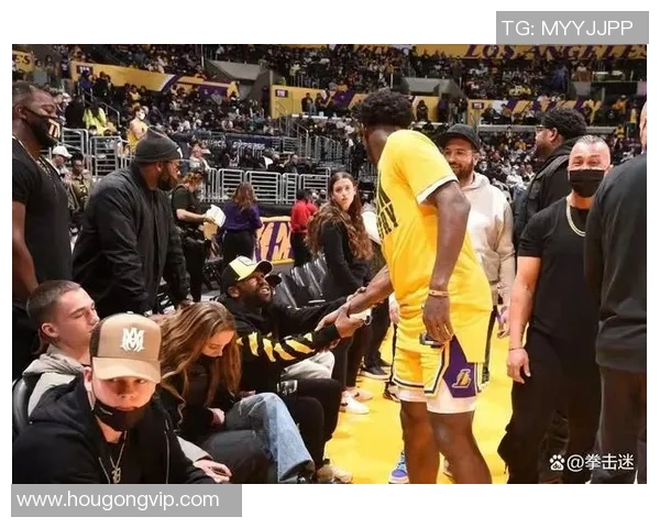 NBA明星球员赛场外慈善活动报道