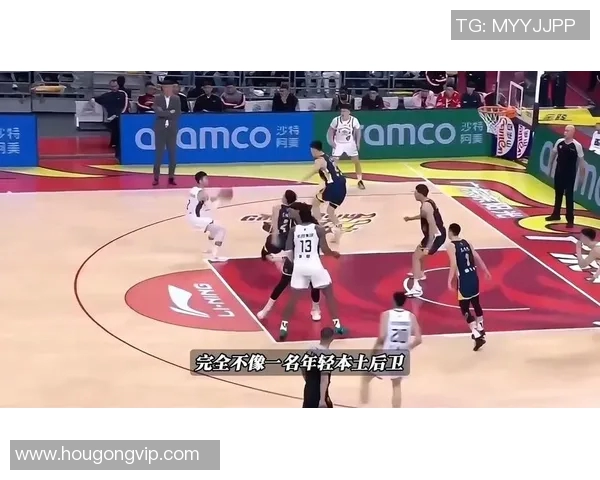 中场精准吊射破门引爆全场观众欢呼场面堪比经典进球瞬间